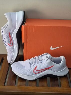Nike Women's MC Trainer 2 Light Purple Running Shoes Size 9.5 New